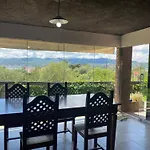 El Nogal del Lago