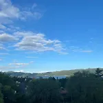 El Nogal del Lago